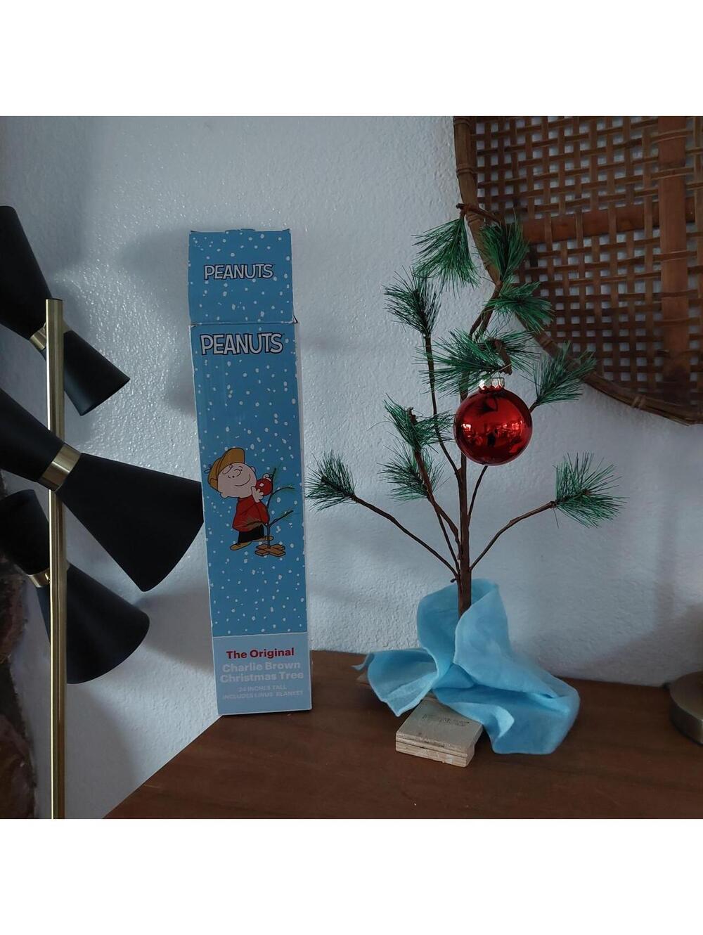 ProductWorks Peanuts 24" Charlie Brown Christmas Tree with Linus Blanket